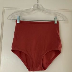 ARQ High Rise Undies in Discontinued Rose Quartz